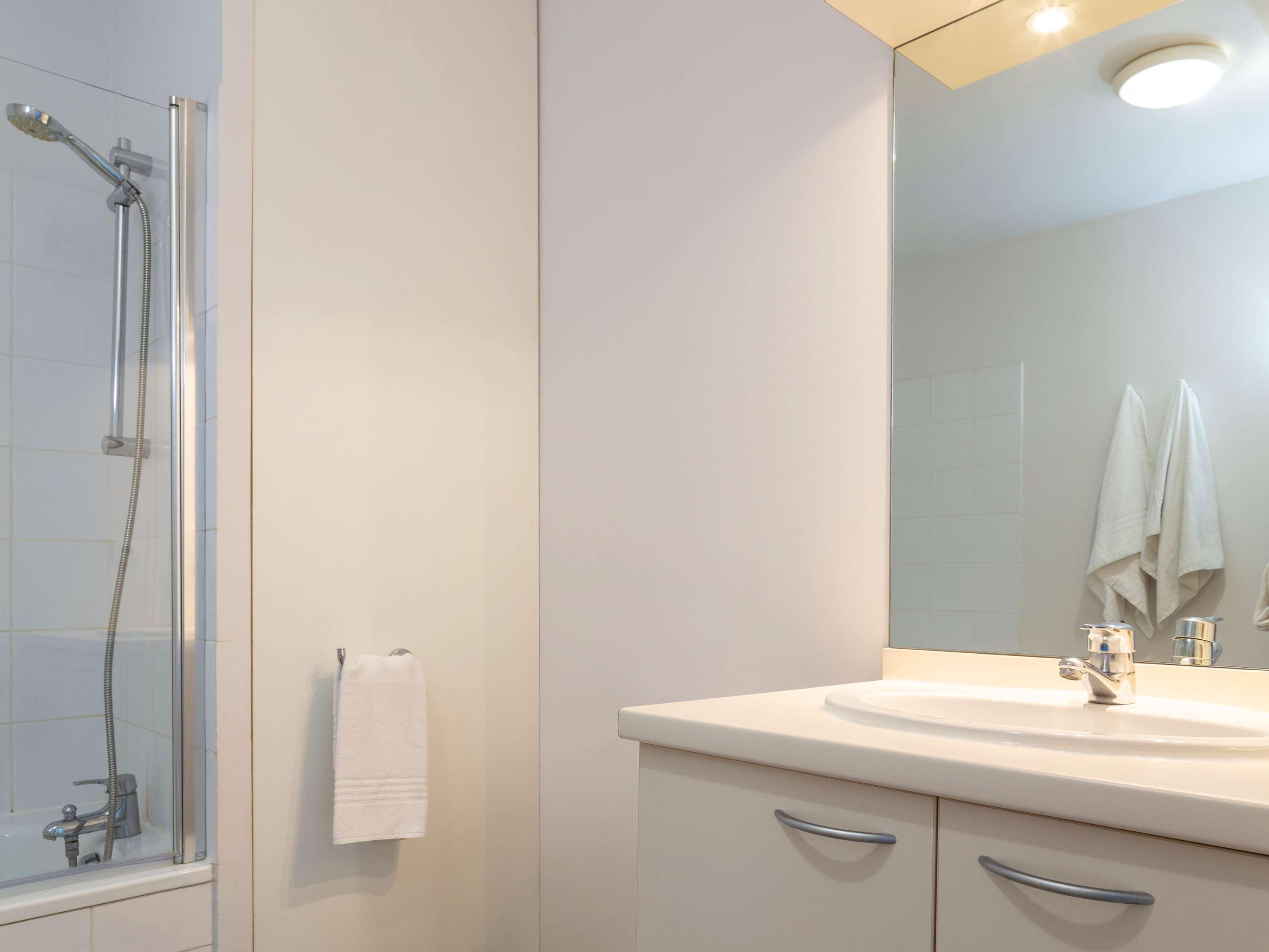 Aparthotel Adagio Access Avignon Exterior photo