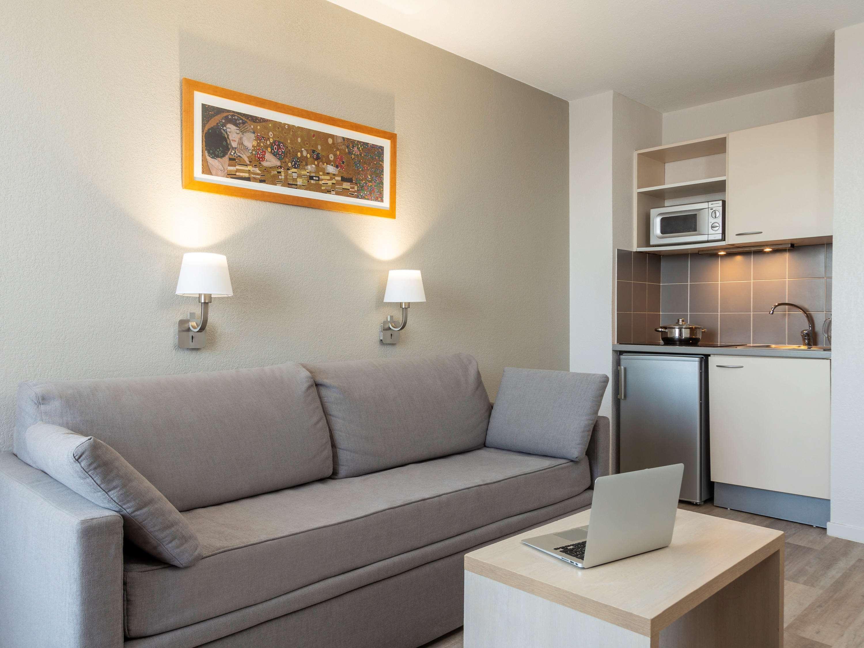Aparthotel Adagio Access Avignon Exterior photo